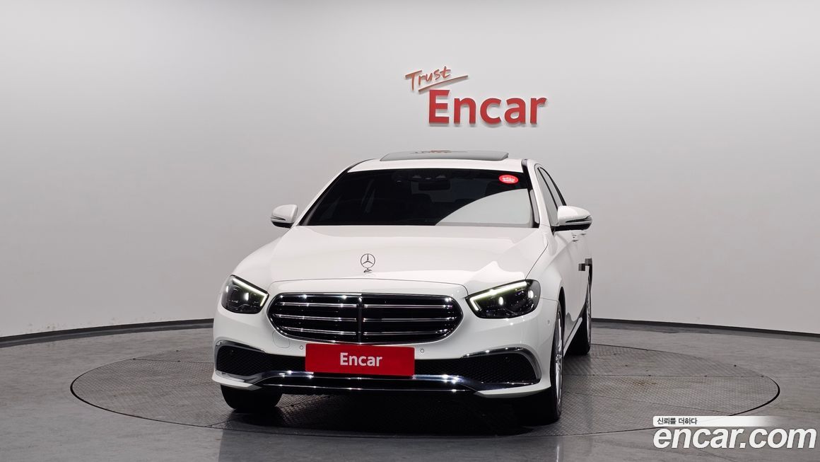 Mercedes-Benz E-Class 2021