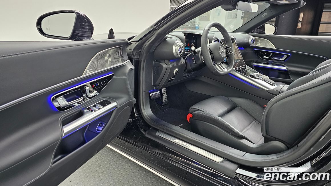 Mercedes-Benz SL-Class 2025