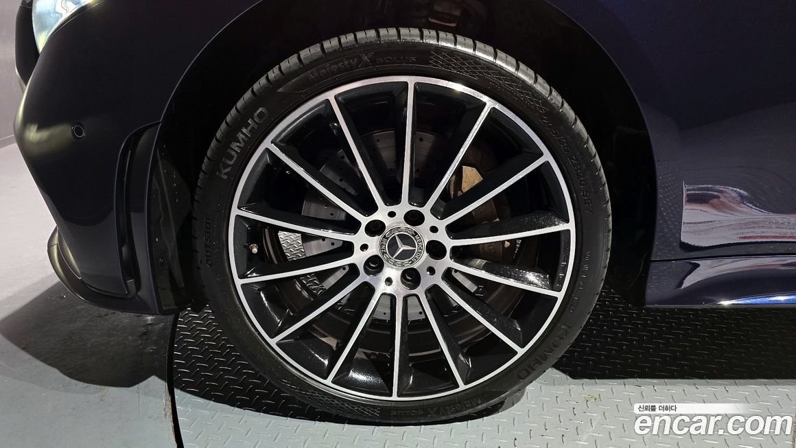 Mercedes-Benz CLS-Class 2019