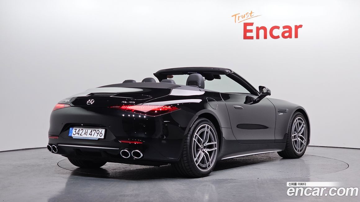 Mercedes-Benz SL-Class 2025