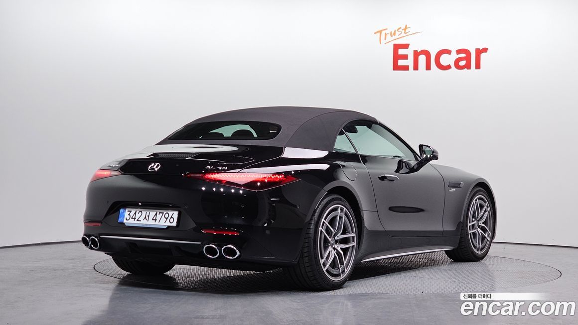 Mercedes-Benz SL-Class 2025