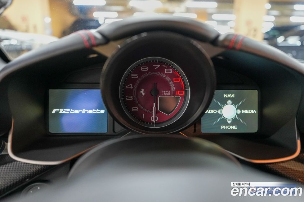 Ferrari F12 Berlinetta 2014