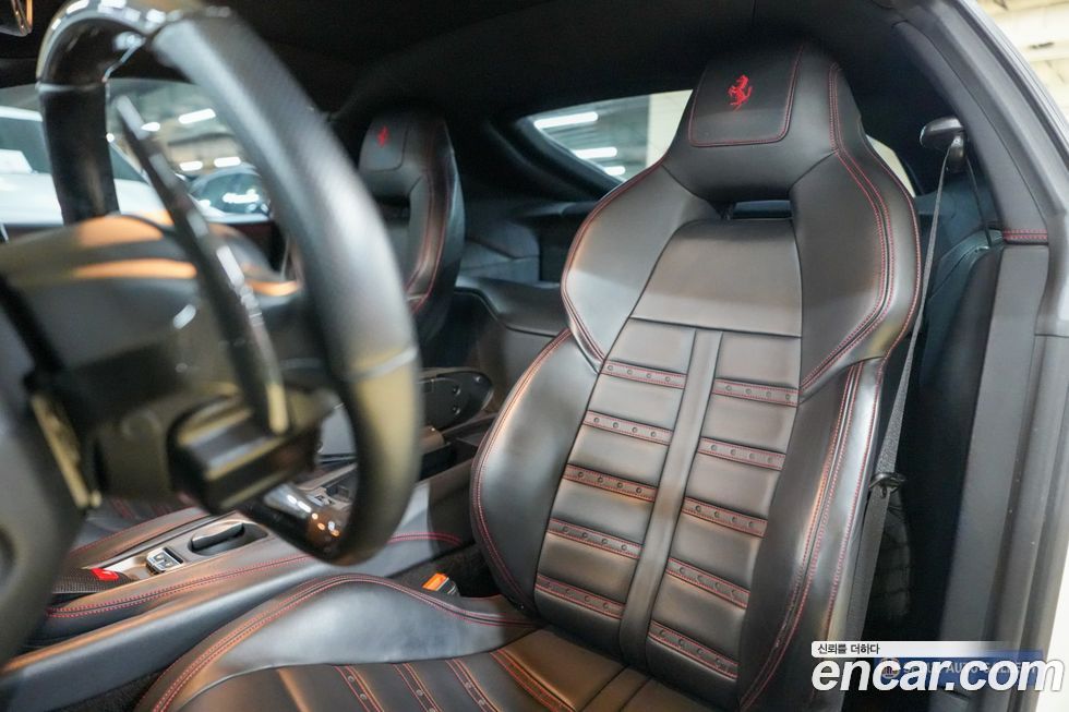 Ferrari F12 Berlinetta 2014