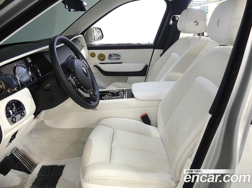 Rolls-Royce Cullinan 2023