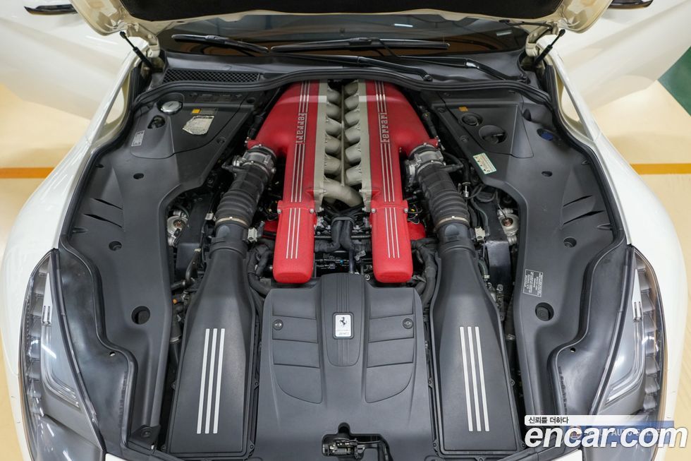 Ferrari F12 Berlinetta 2014