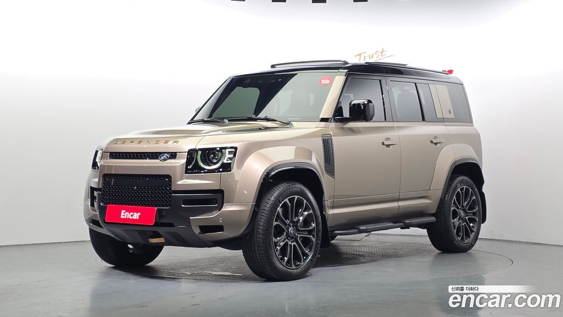 Land Rover Defender 2025