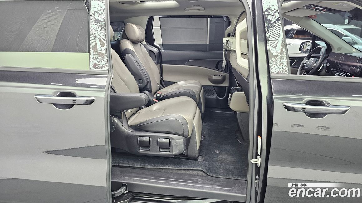 Kia Canival 2024