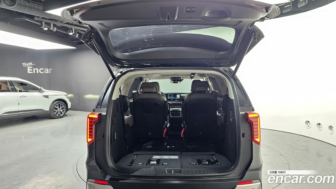 Kia Canival 2024