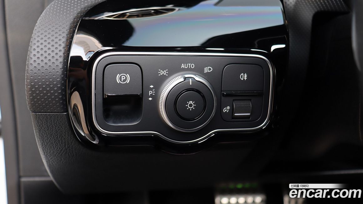 Mercedes-Benz A-Class 2023