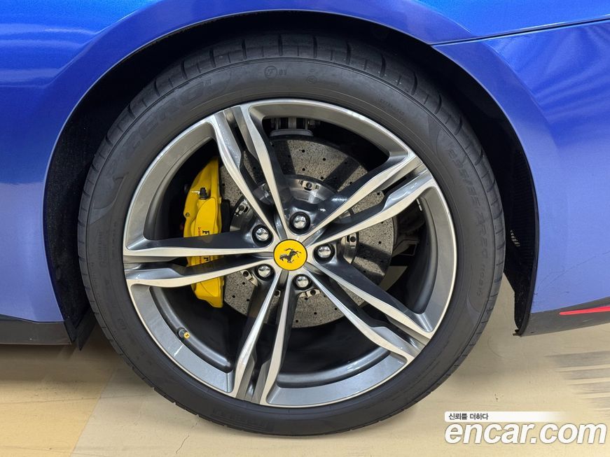 Ferrari GTC4 Lusso 2018