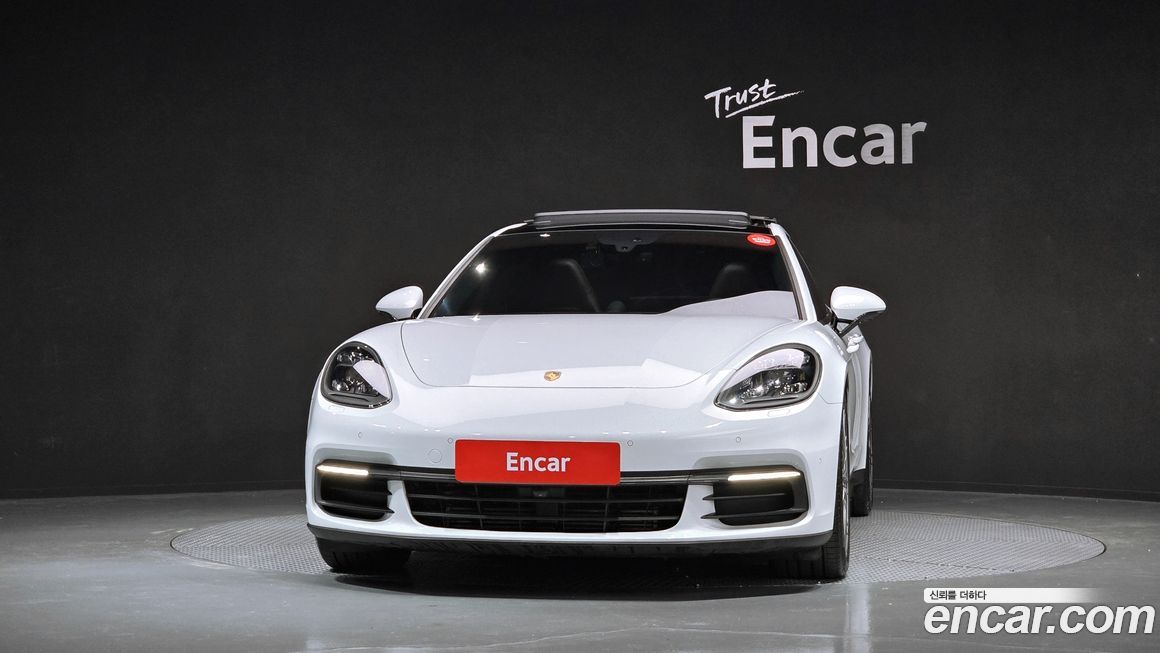 Porsche Panamera 2020