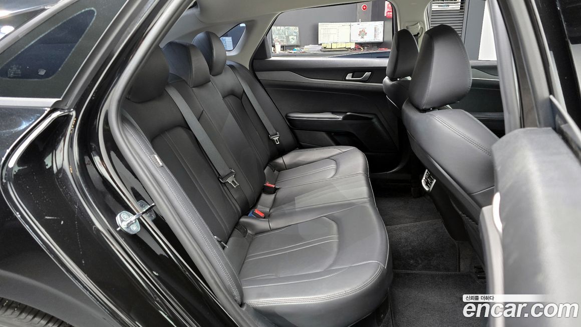 Kia K5 2023