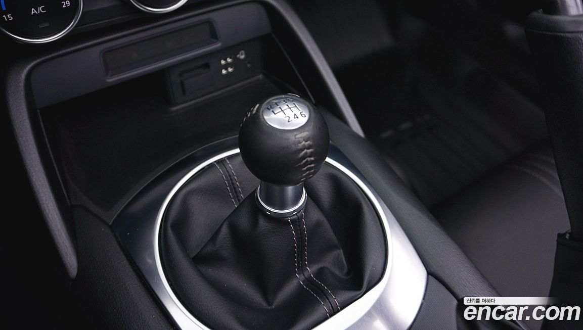 Mazda MX-5 Miata 2021
