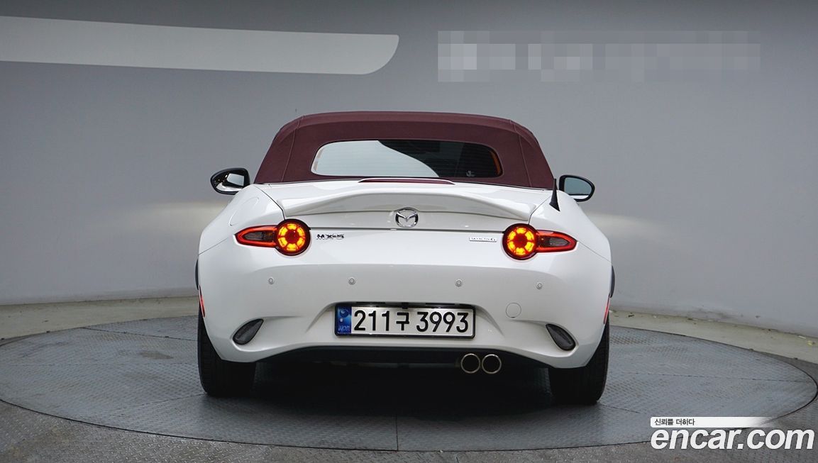 Mazda MX-5 Miata 2021