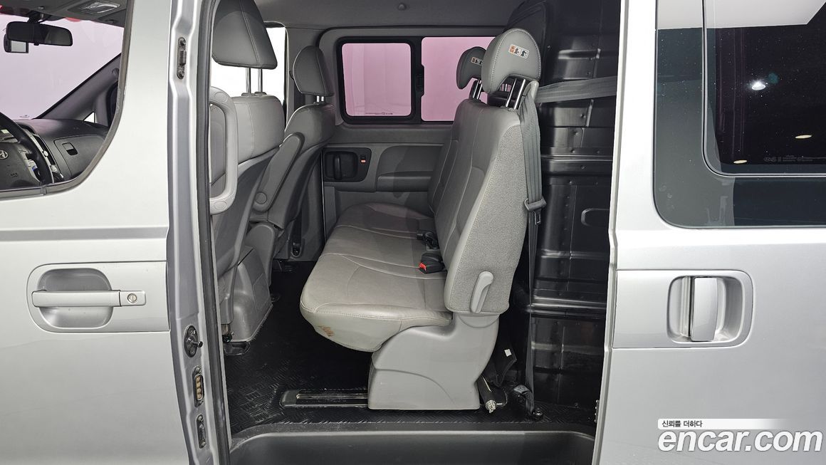 Hyundai Starex 2016