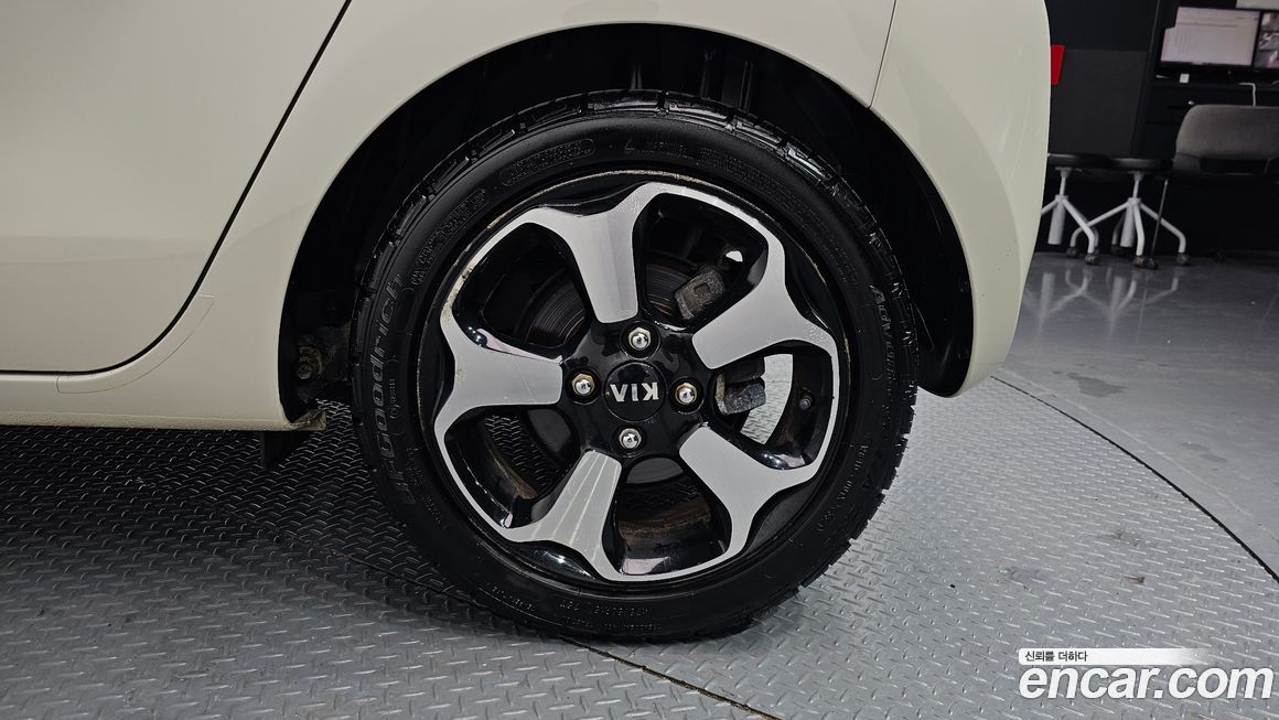 Kia RAY 2012