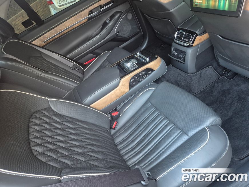 Genesis G90 2020