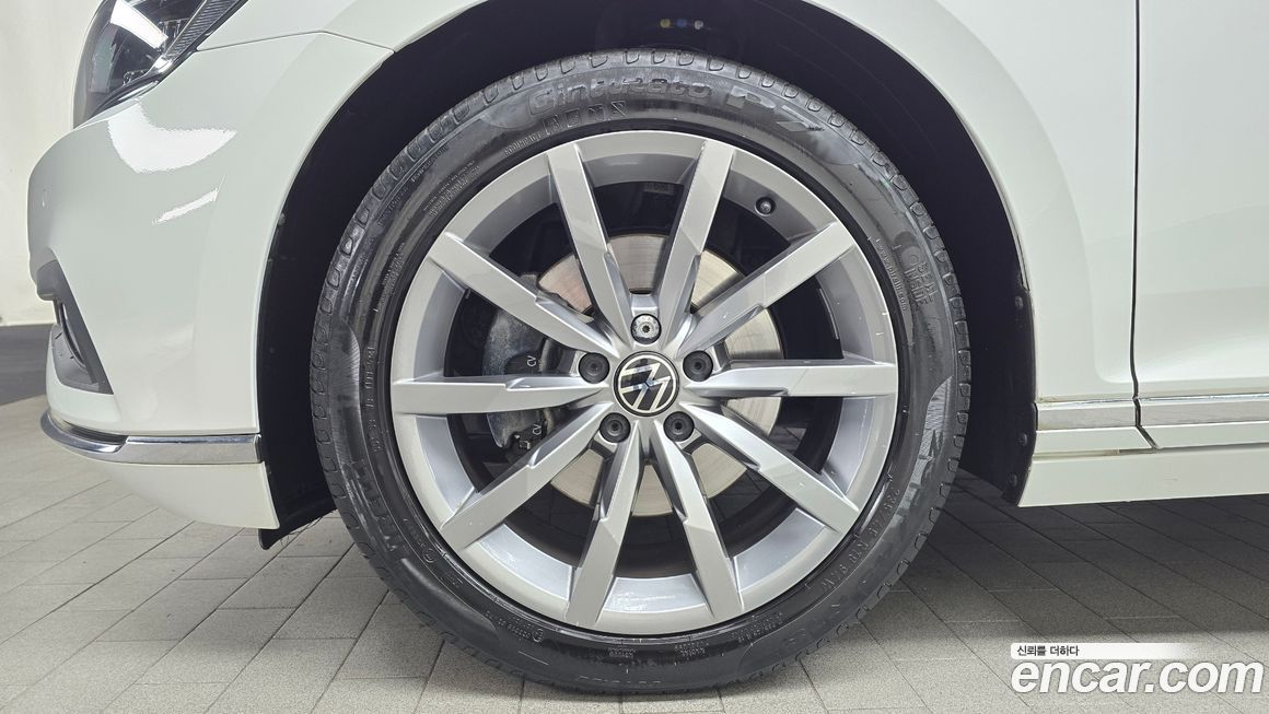 Volkswagen Passat 2022