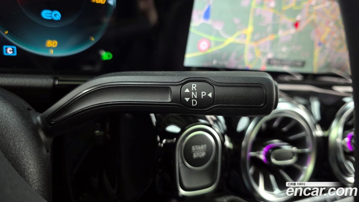 Mercedes-Benz EQA 2023