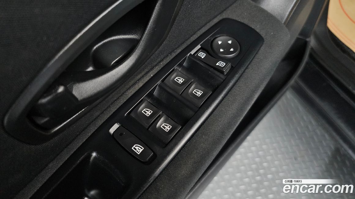 Renault-KoreaSamsung SM3 2013