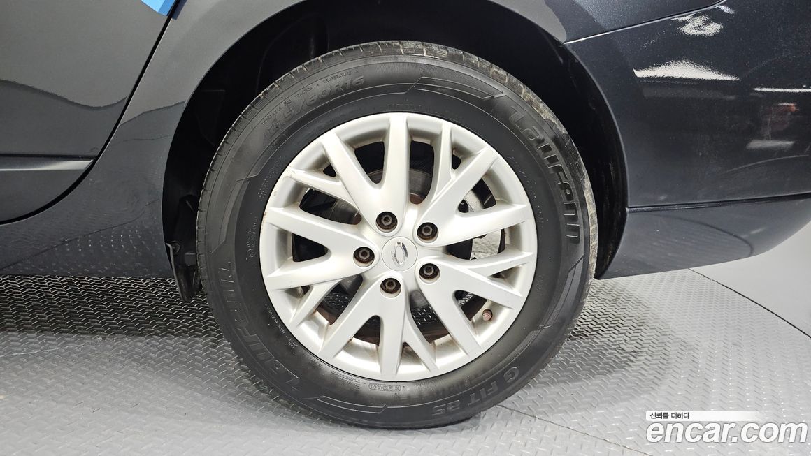 Renault-KoreaSamsung SM3 2013