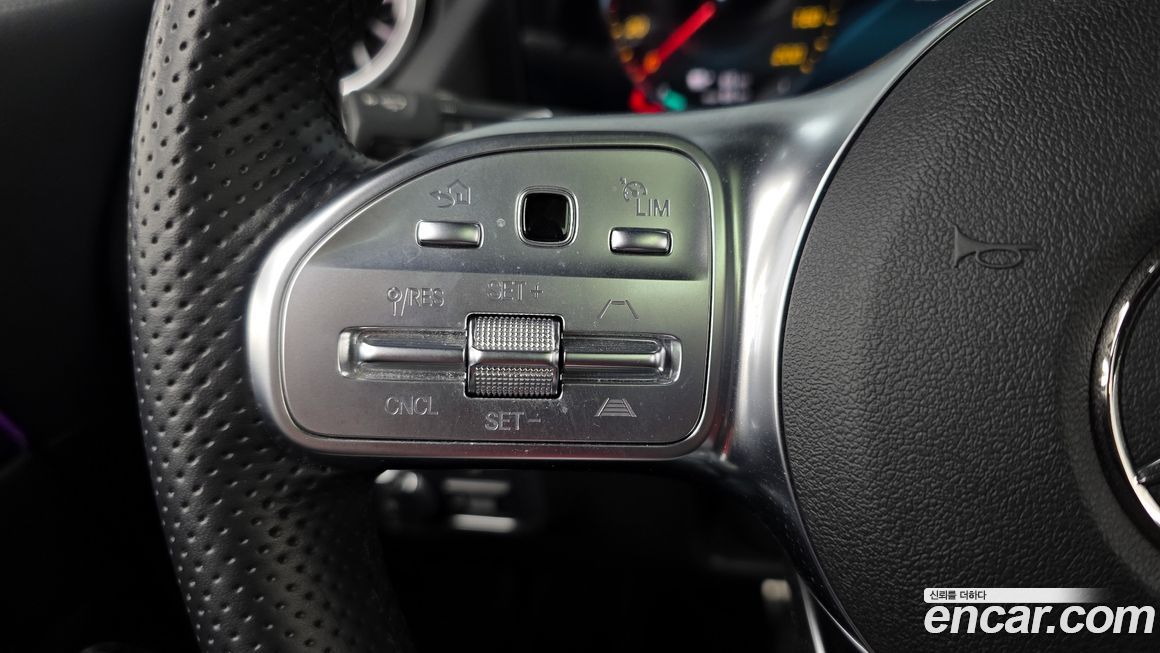 Mercedes-Benz EQA 2023