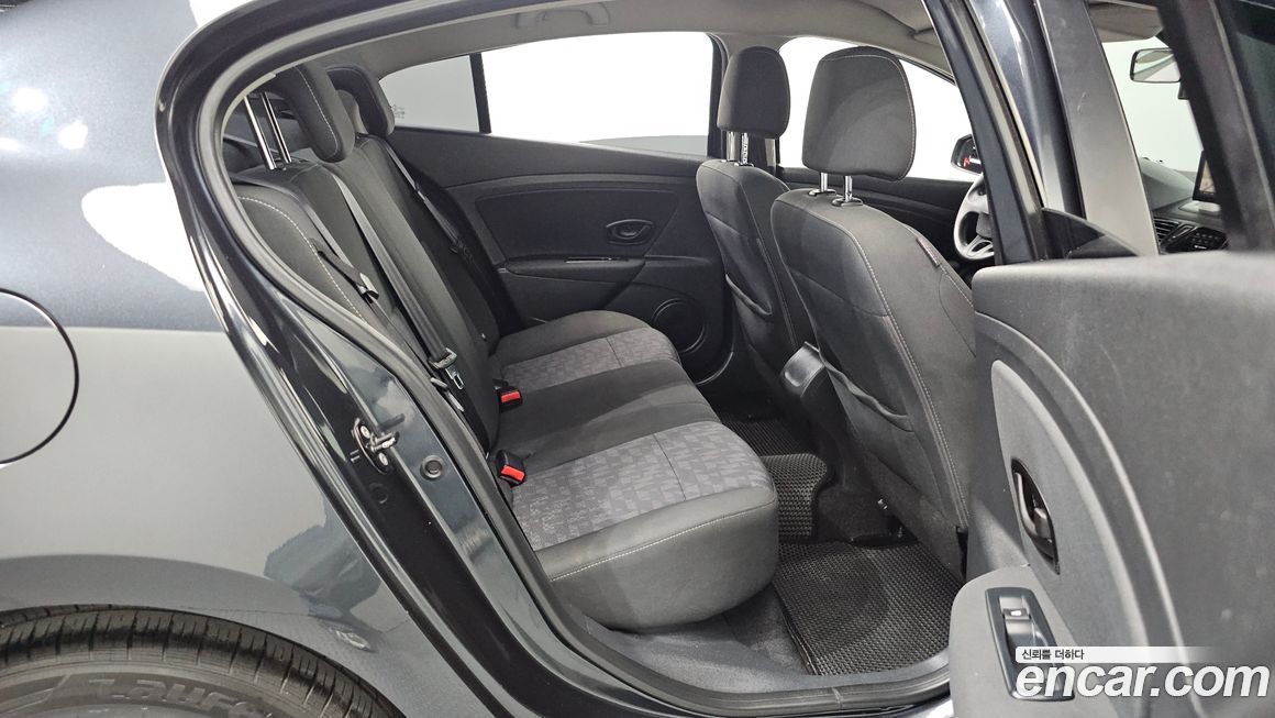 Renault-KoreaSamsung SM3 2013