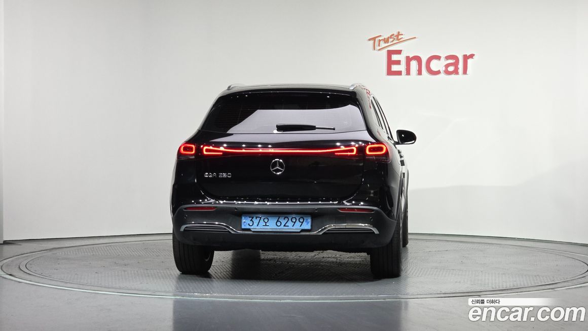 Mercedes-Benz EQA 2023