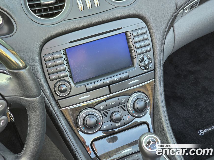 Mercedes-Benz SL-Class 2005