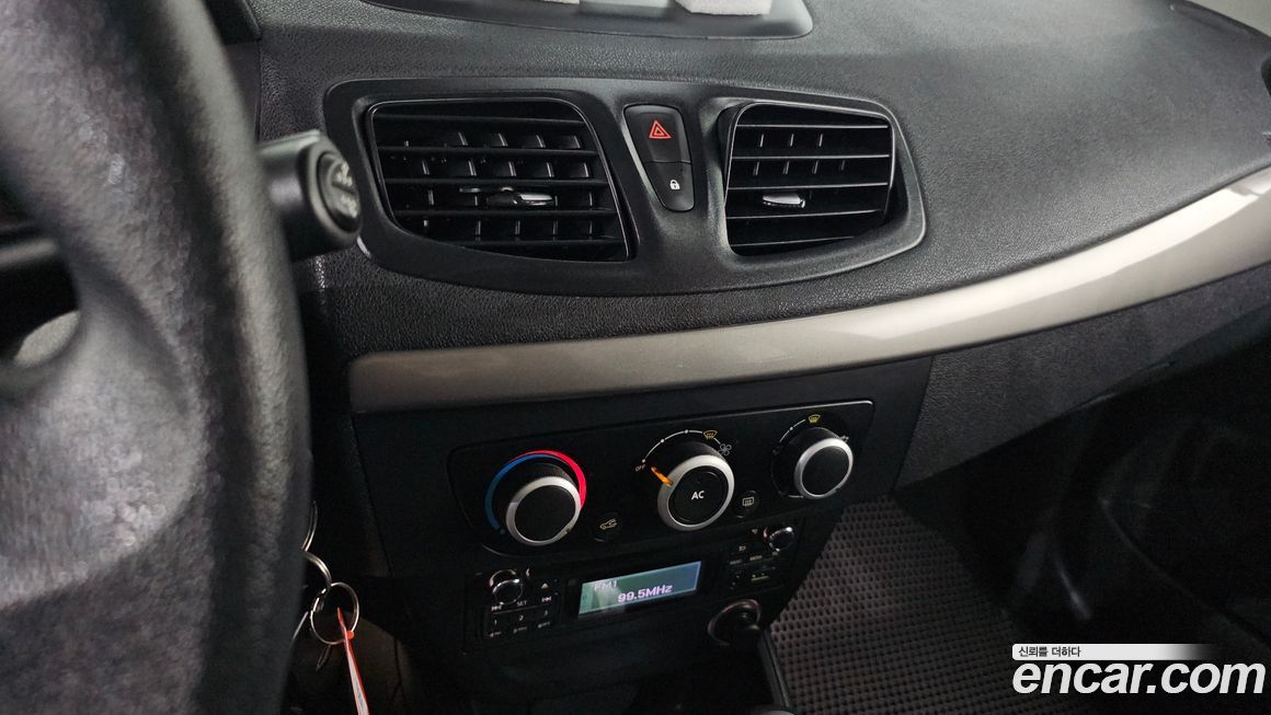 Renault-KoreaSamsung SM3 2013