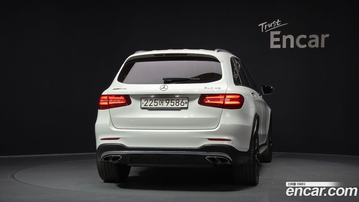 Mercedes-Benz GLC-Class 2019