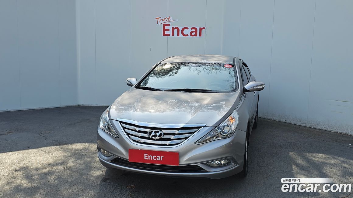 Hyundai Sonata 2011