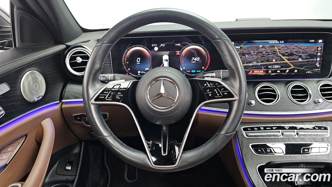 Mercedes-Benz E-Class 2021