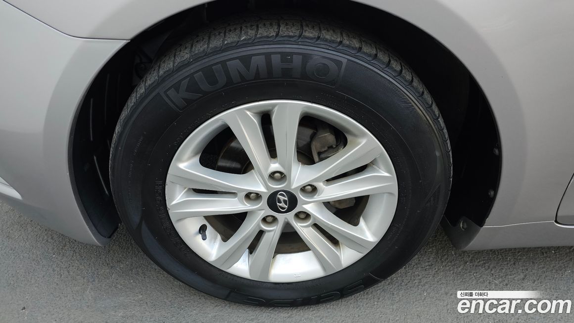 Hyundai Sonata 2011