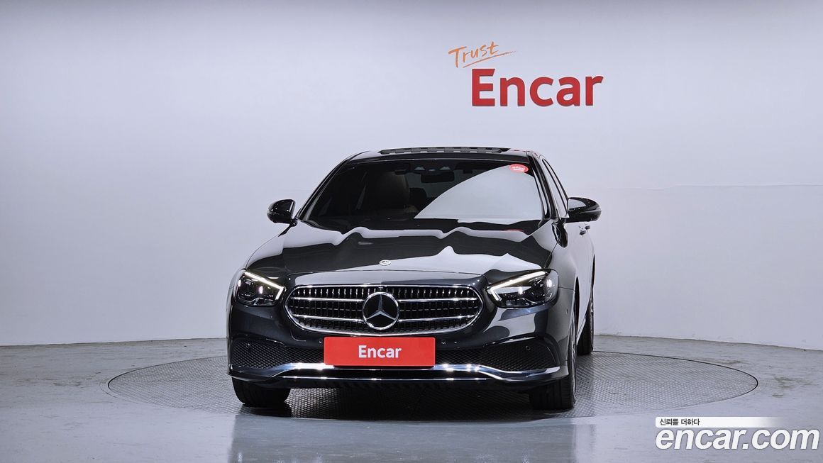 Mercedes-Benz E-Class 2021