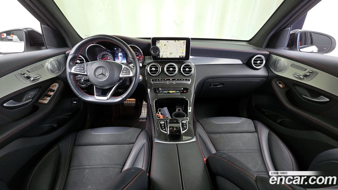 Mercedes-Benz GLC-Class 2019