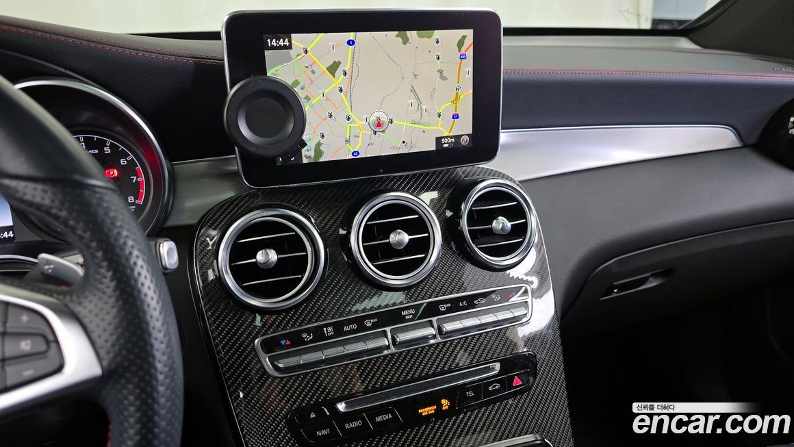 Mercedes-Benz GLC-Class 2019