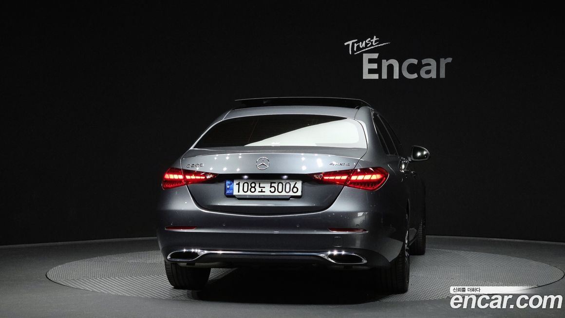 Mercedes-Benz C-Class 2022