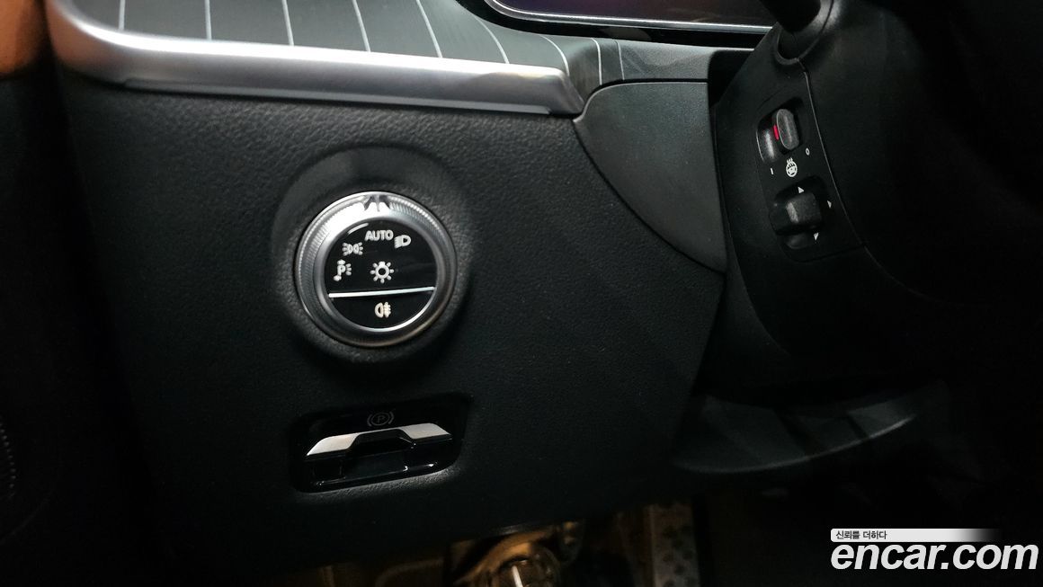 Mercedes-Benz C-Class 2022