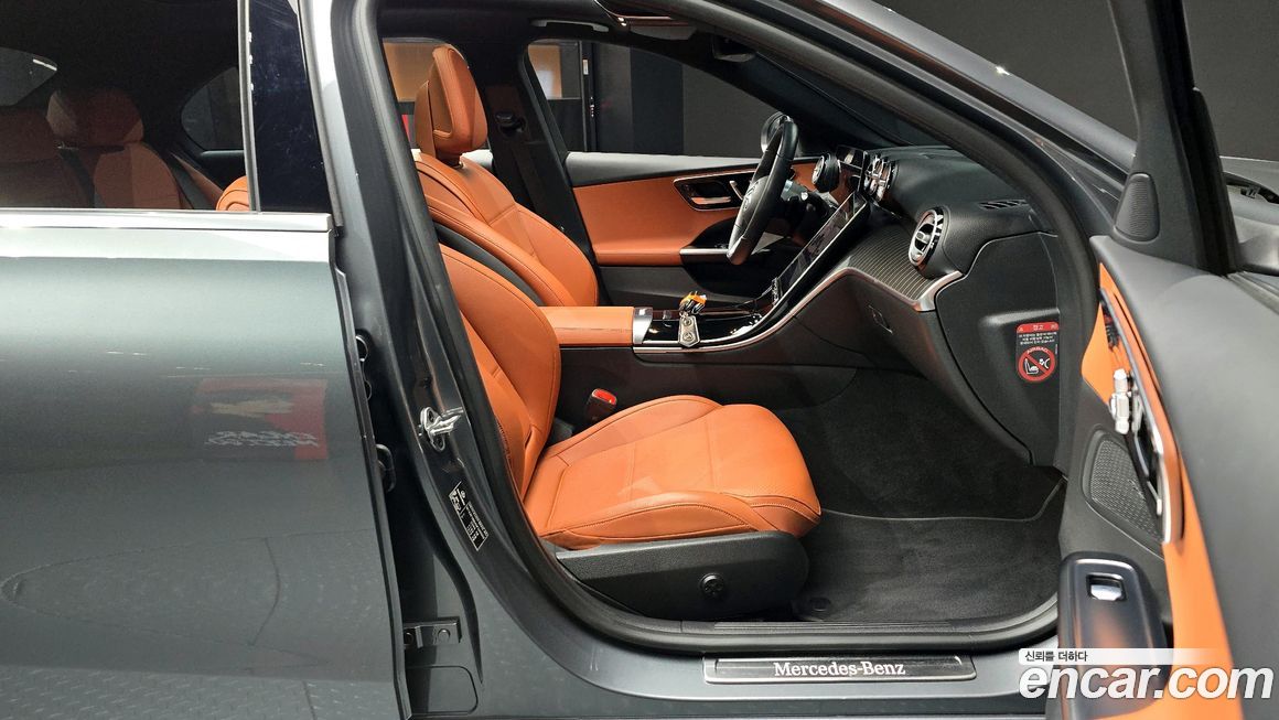 Mercedes-Benz C-Class 2022
