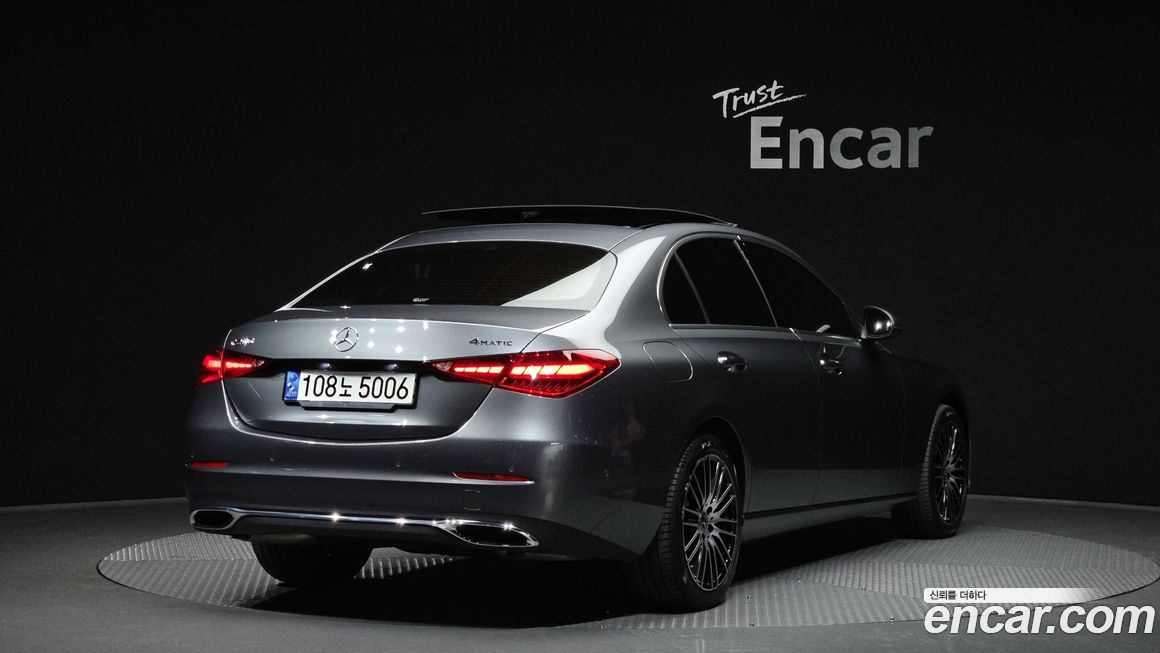 Mercedes-Benz C-Class 2022