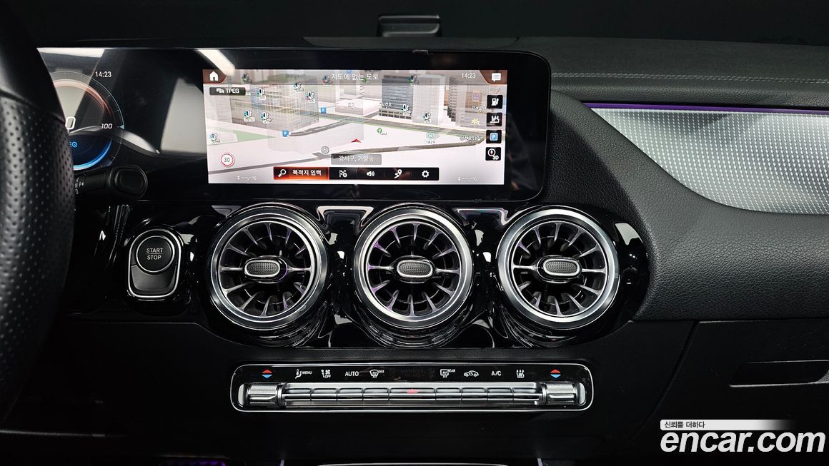 Mercedes-Benz EQA 2022