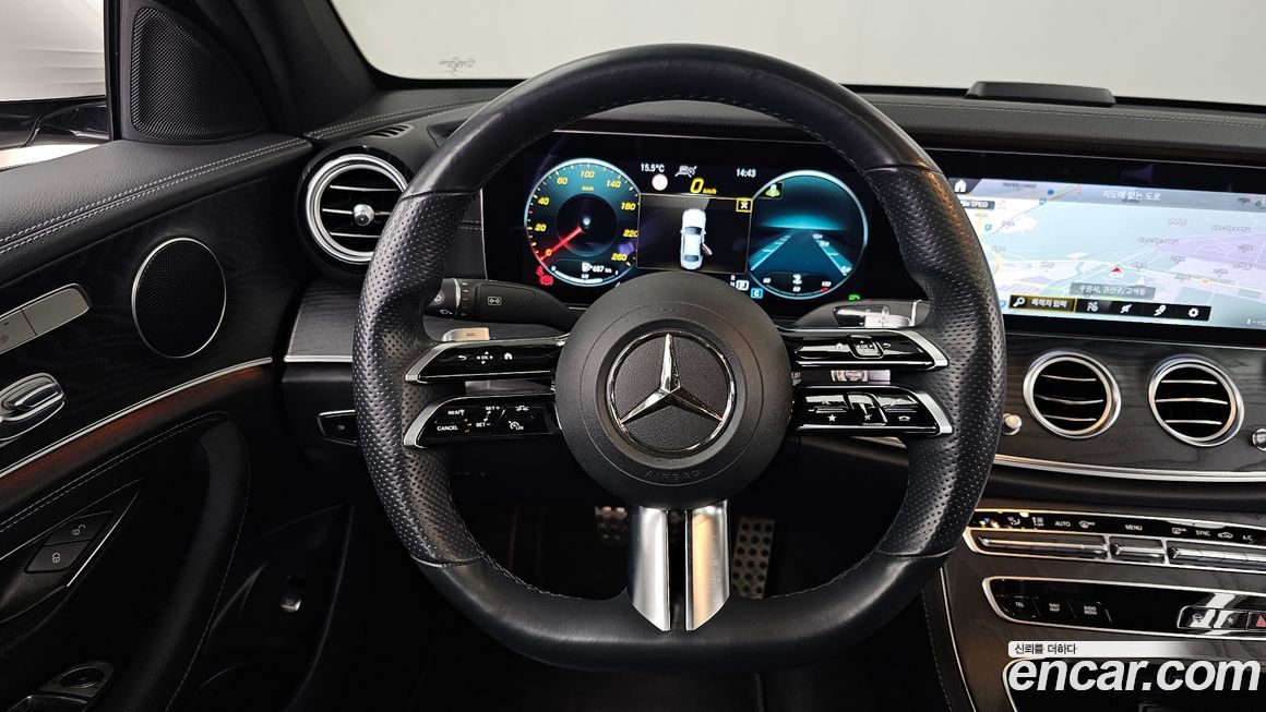 Mercedes-Benz E-Class 2021