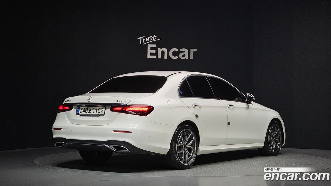 Mercedes-Benz E-Class 2021