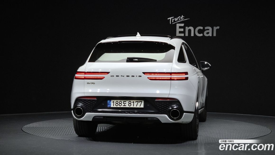 Genesis GV70 2021