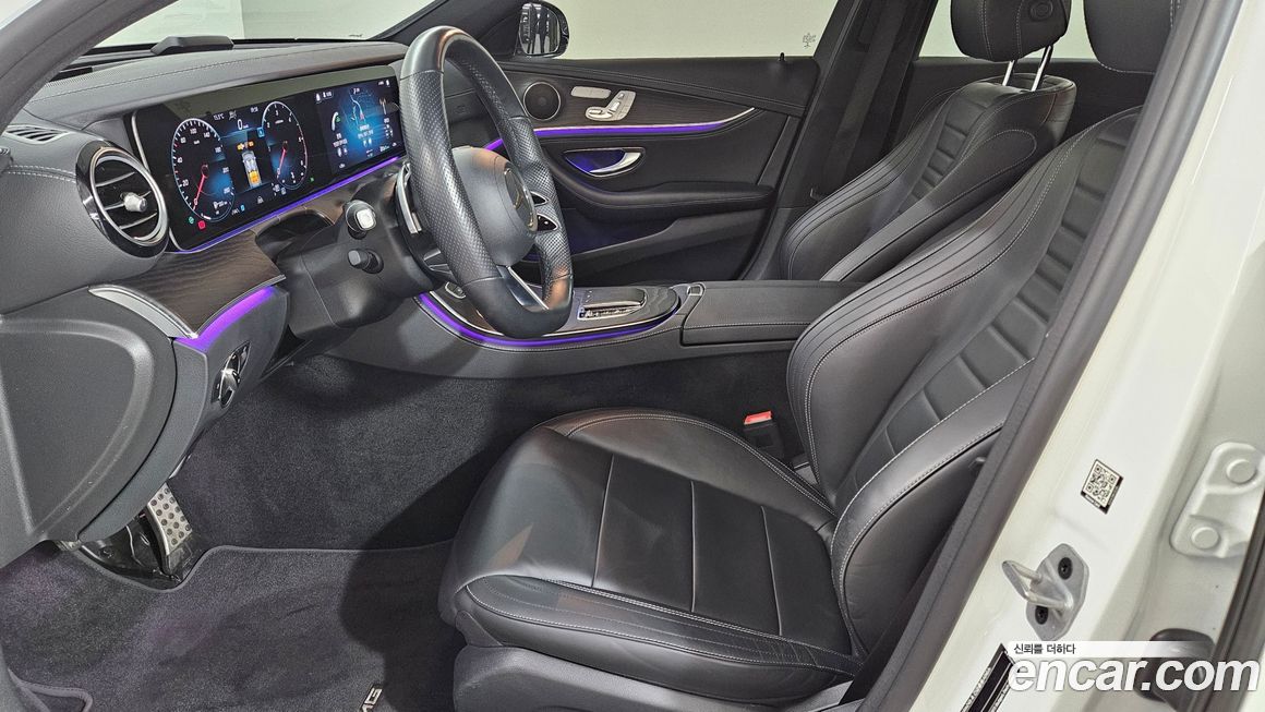 Mercedes-Benz E-Class 2021