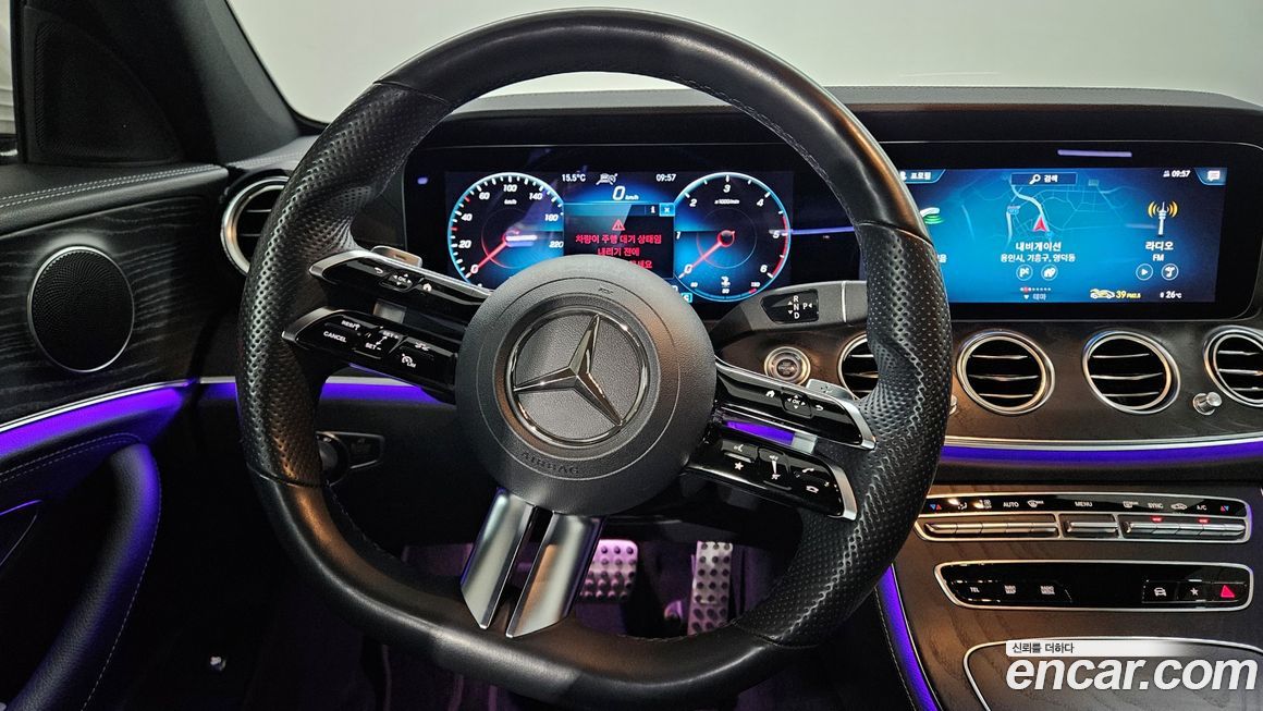 Mercedes-Benz E-Class 2021