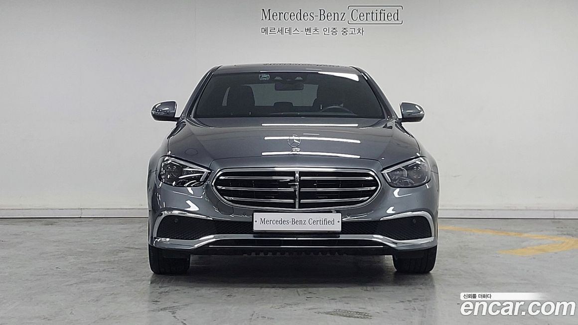 Mercedes-Benz E-Class 2021