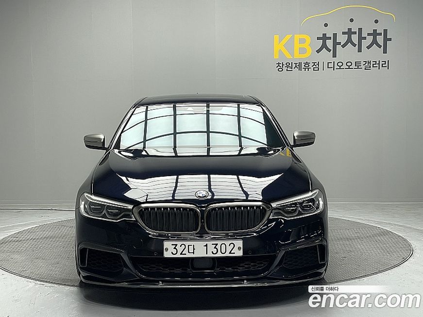 BMW 5-Series 2019