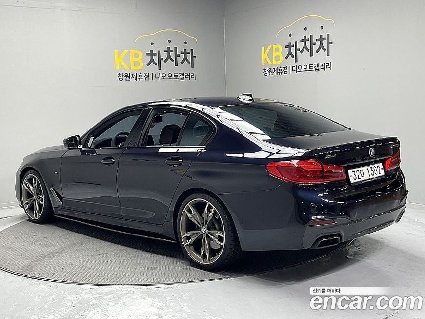BMW 5-Series 2019